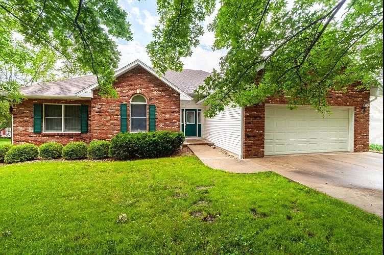 Primary Photo - 4405 Fall River Dr