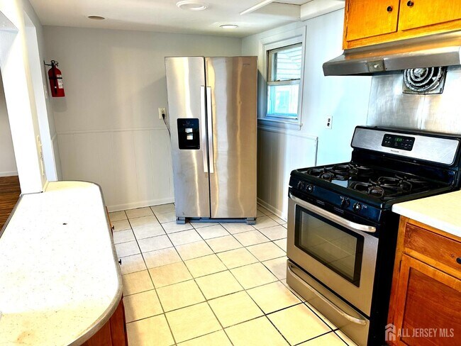 Building Photo - 428 New Market Rd