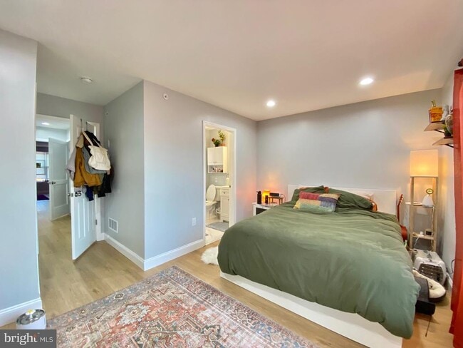 Building Photo - 1932 N 8th St