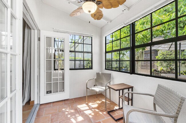 Building Photo - 400 33rd St