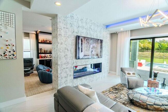 Building Photo - 8305 Fishhawk Falls Ct