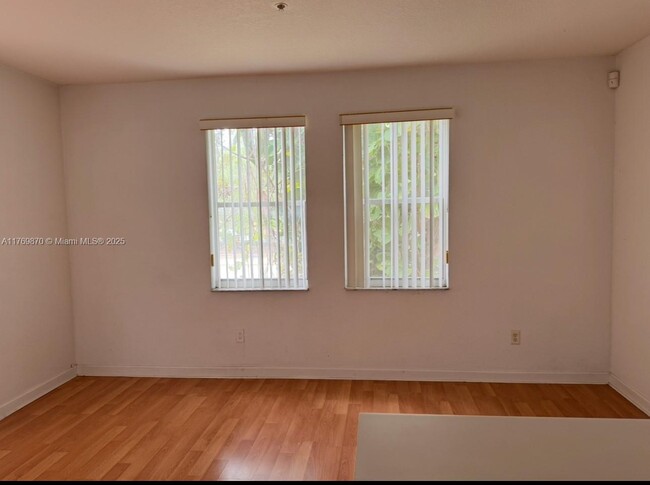 Building Photo - 4405 SW 160th Ave