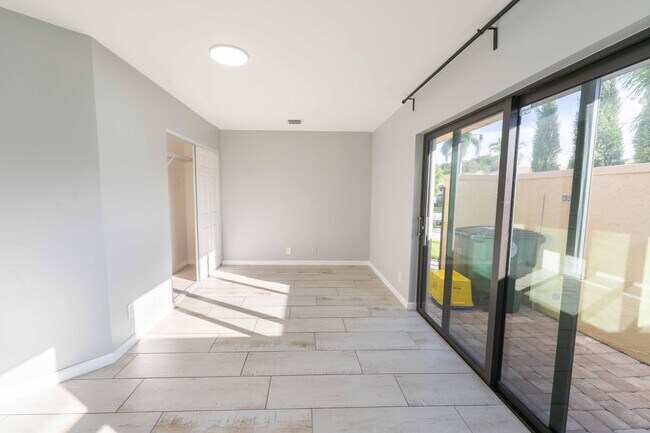 Building Photo - 21356 Sonesta Way