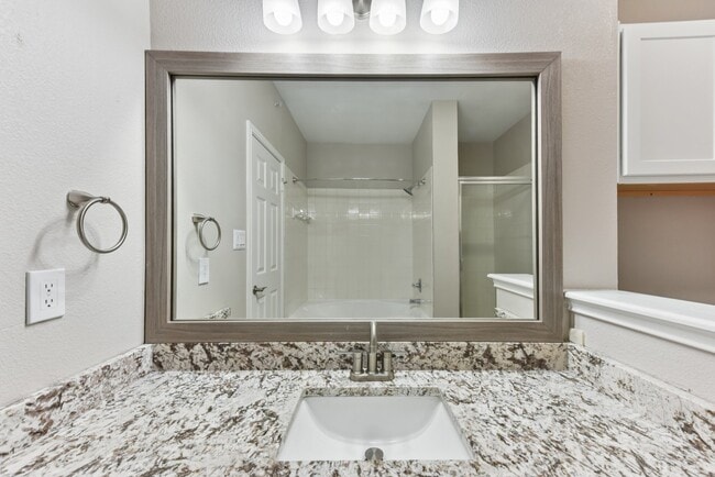Floorplan - Sonterra Apartment Homes