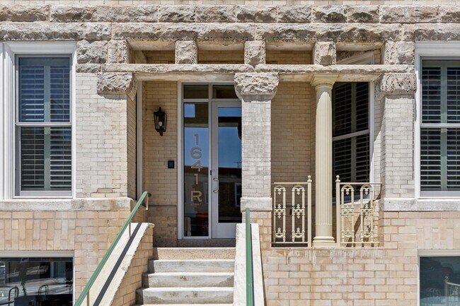 Building Photo - 1641 R St NW