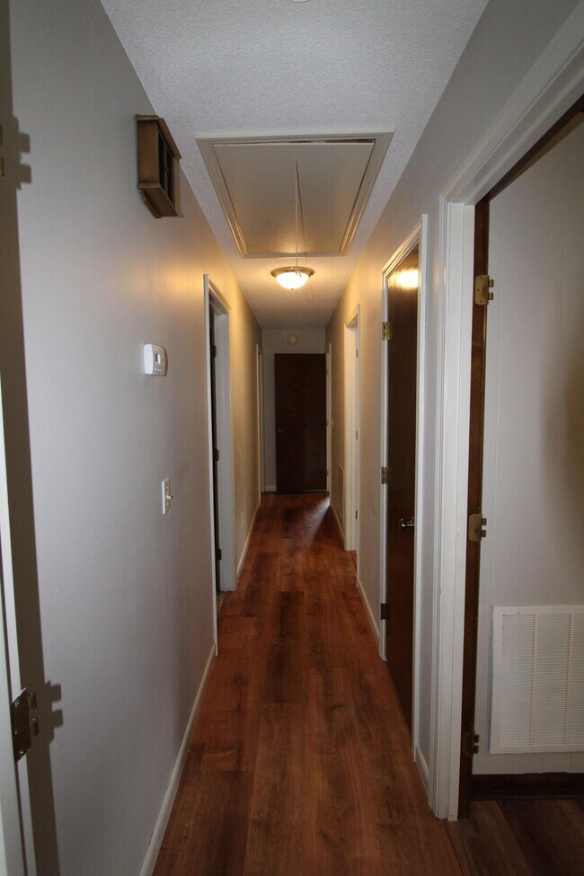 Building Photo - 50 Aubrey Cir