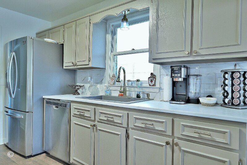 Building Photo - 4660 Woodmere Ln