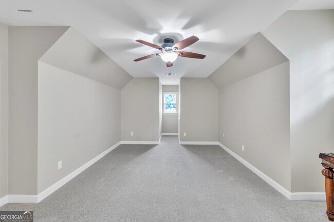 Building Photo - 320 Rissington Psge