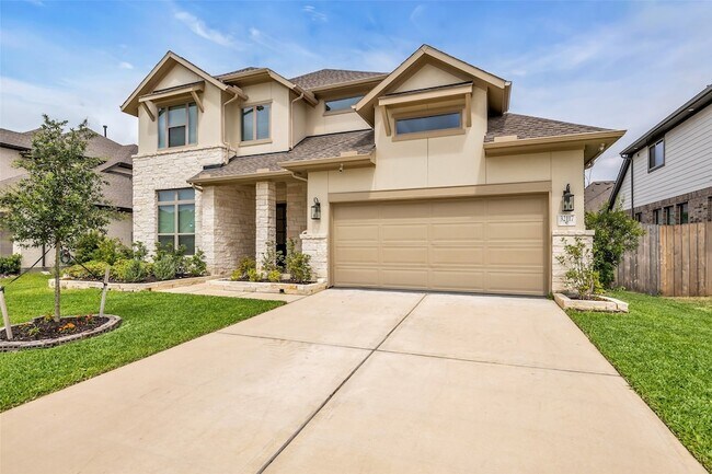 Building Photo - 32117 Magnolia River Trl