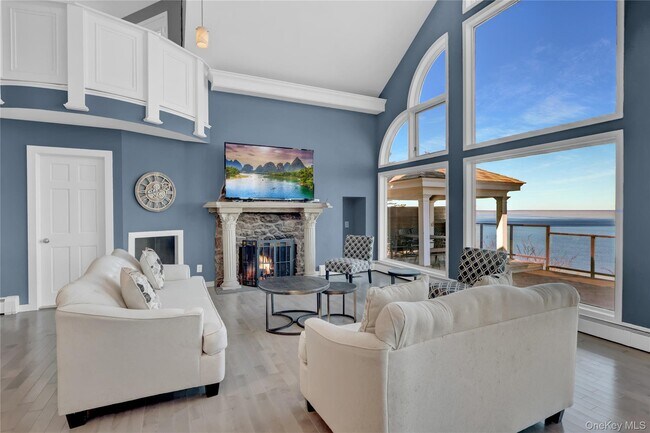 Building Photo - 45 Culross Dr