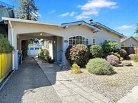 Building Photo - 811 Highland Ave