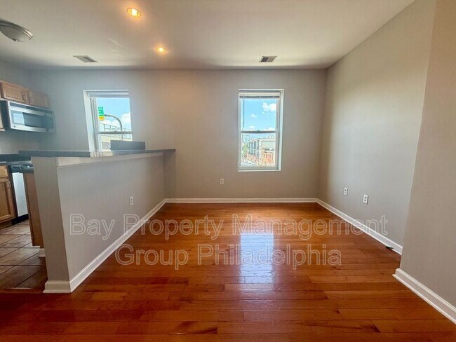 Building Photo - 2725 E Lehigh Ave