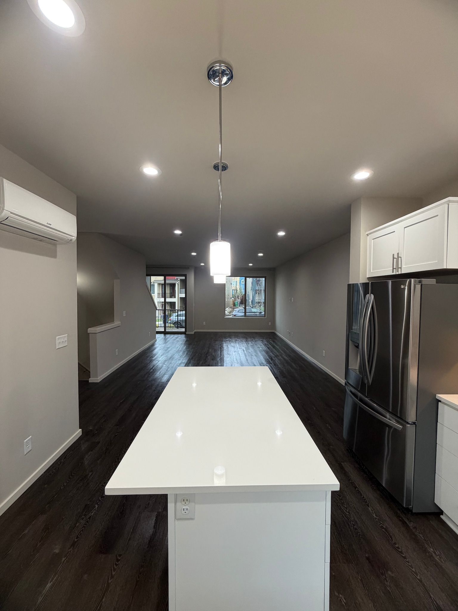 Building Photo - 1049 SW 99th Pl