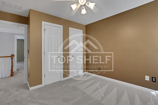 Building Photo - 127 Tara Blvd