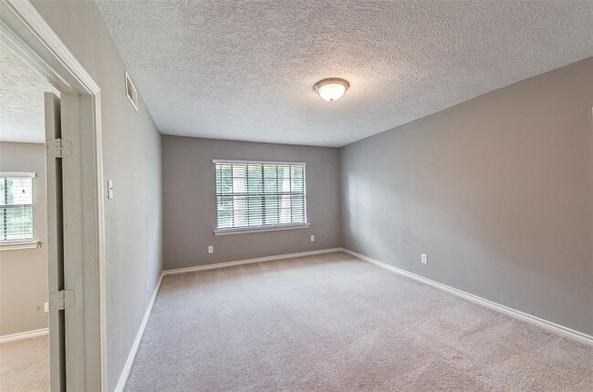 Building Photo - 4310 Brightwood Dr