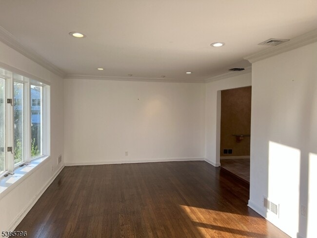 Building Photo - 3 Garvey Pl