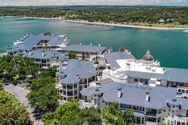 Building Photo - 3404 American Dr