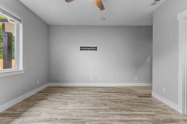 Building Photo - 1406 Natalie Ct