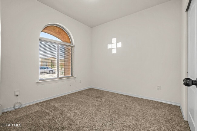 Building Photo - 13621 Hazlewood St
