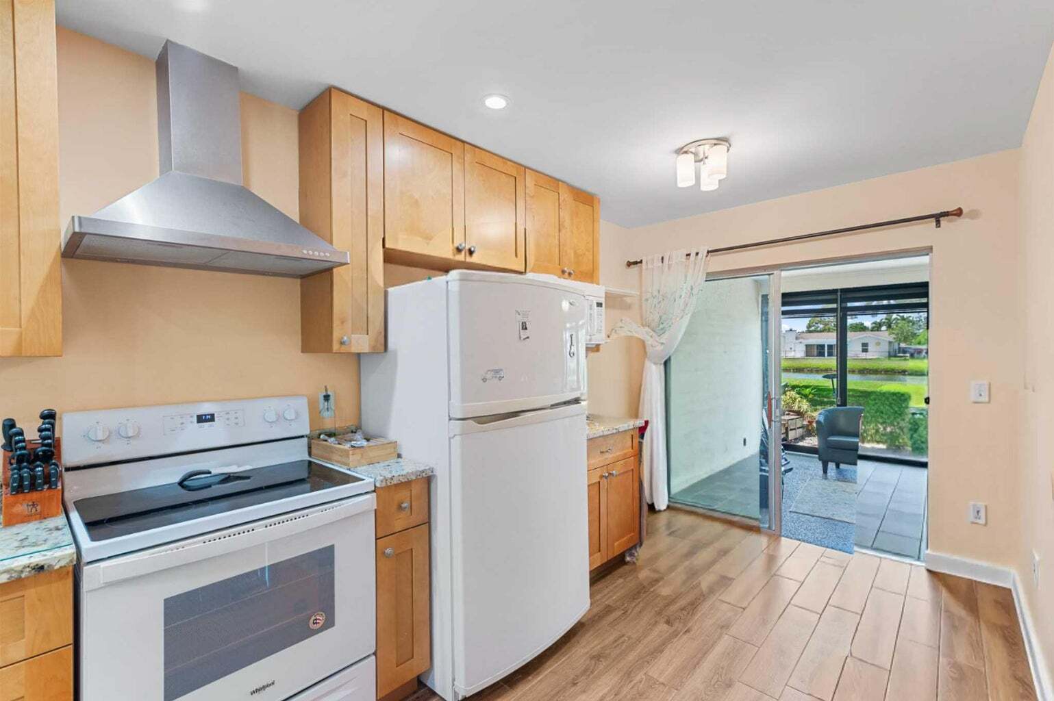 Building Photo - 160 Ramblewood Cir