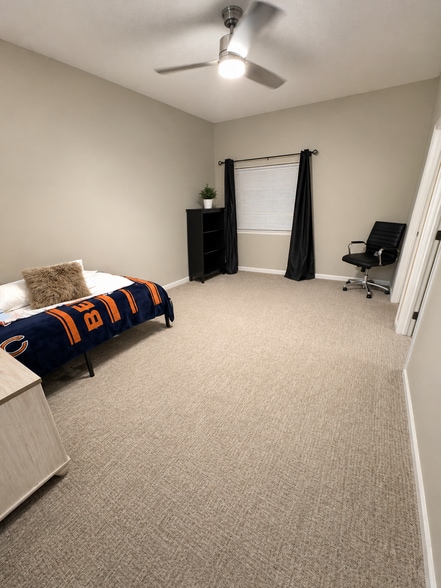 Building Photo - 14700 E 104th Ave