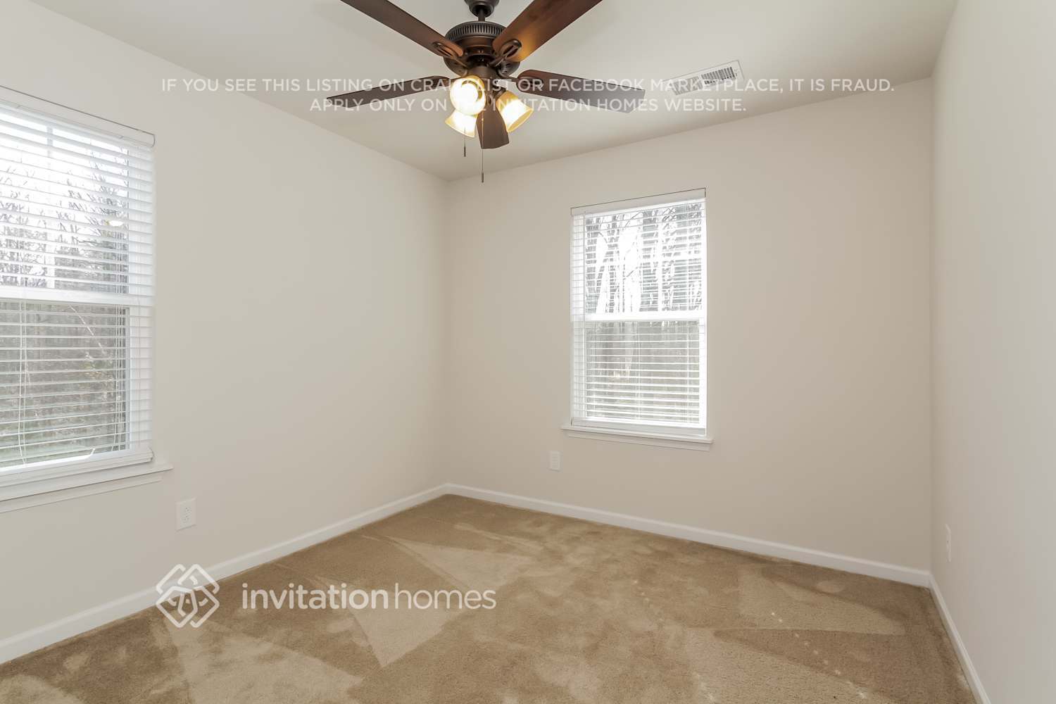 Building Photo - 9211 Grand Valley Dr