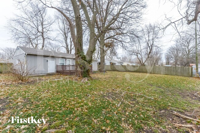 Building Photo - 210 Berry Ave