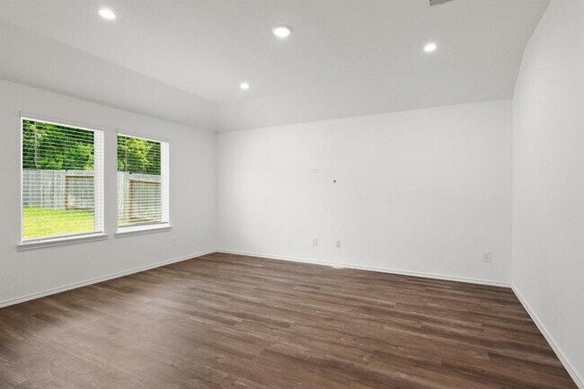 Building Photo - 11845 Summertime Dr
