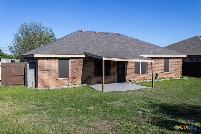 Building Photo - 4406 Bowles Dr