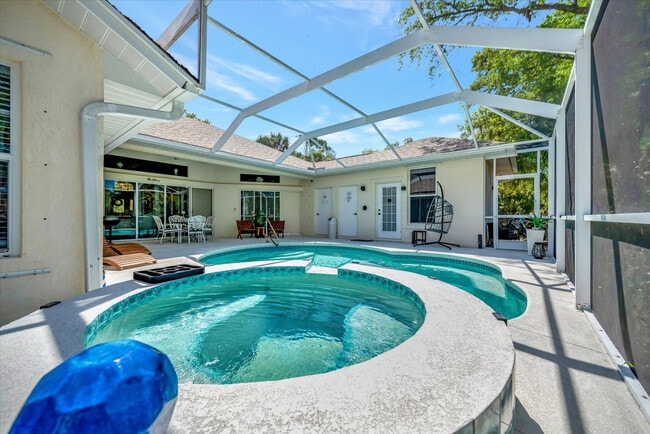 Building Photo - 19 Hoffer St