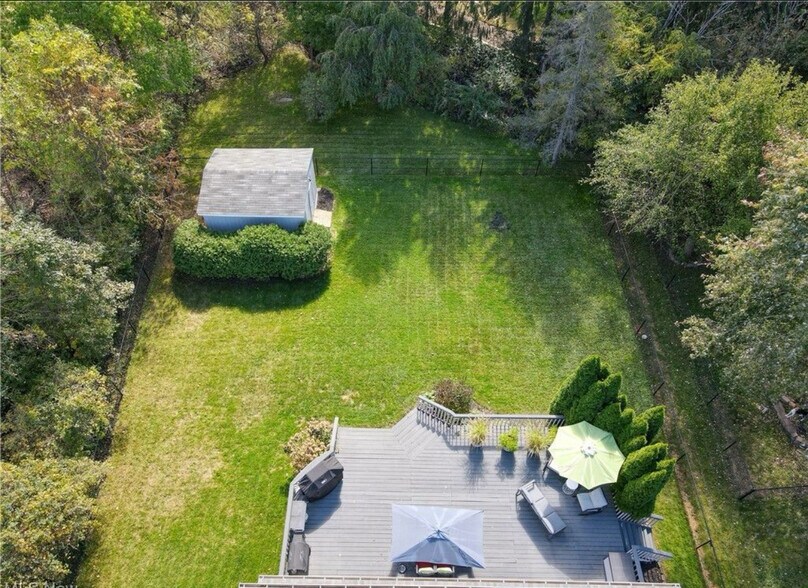 Building Photo - 35600 Bainbridge Rd