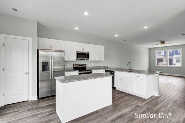 Building Photo - 305 Starfish Ln