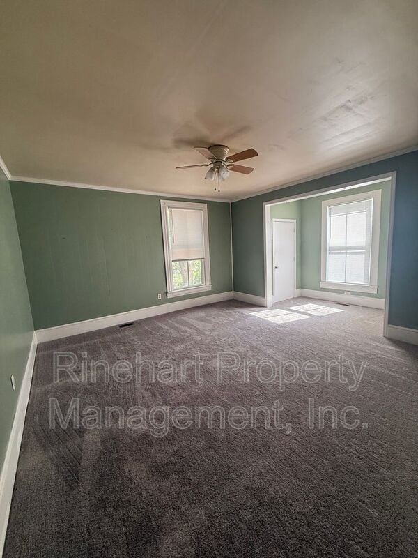 Building Photo - 303 Calhoun St