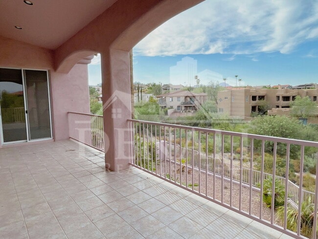Building Photo - 16044 E Sunflower Dr