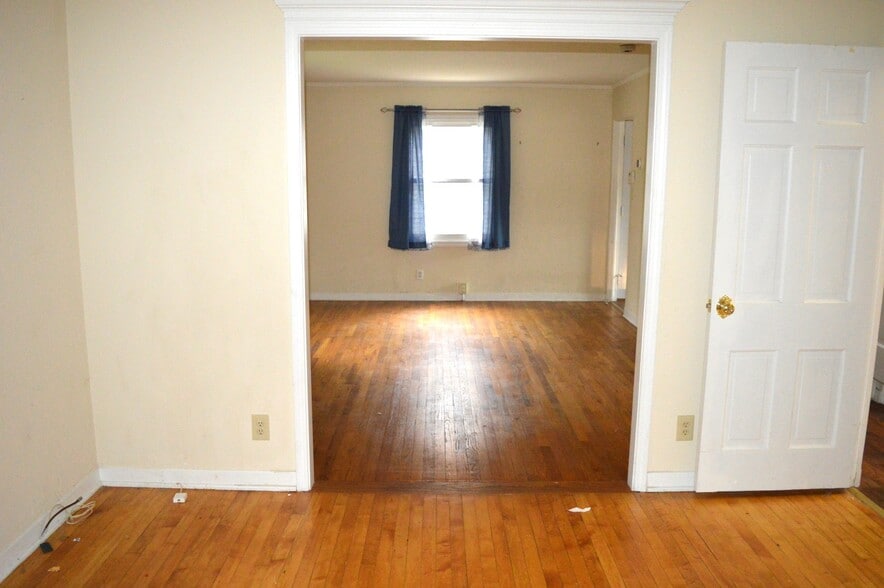 Building Photo - 2506 Myrtle St