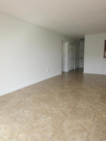 Building Photo - 7000 NW 186th St