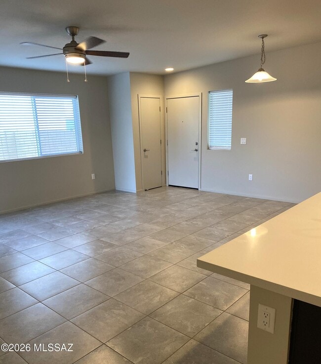 Building Photo - 3026 N Dasylirion Dr