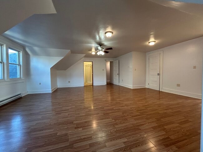 Living Room p4 - 225 S Main Ave