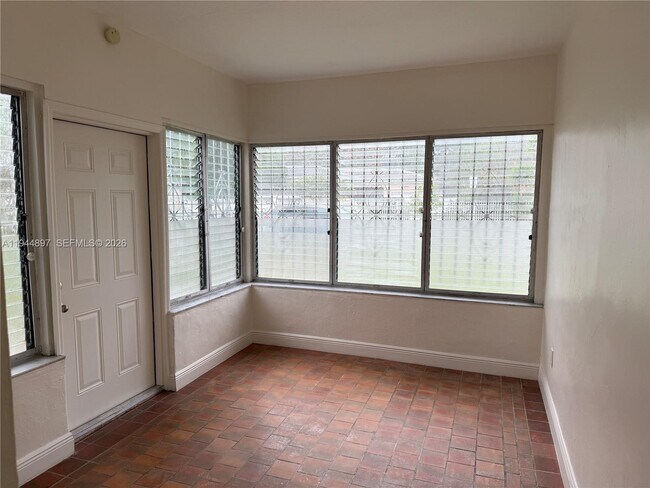 Building Photo - 2151 SW 21st Ter