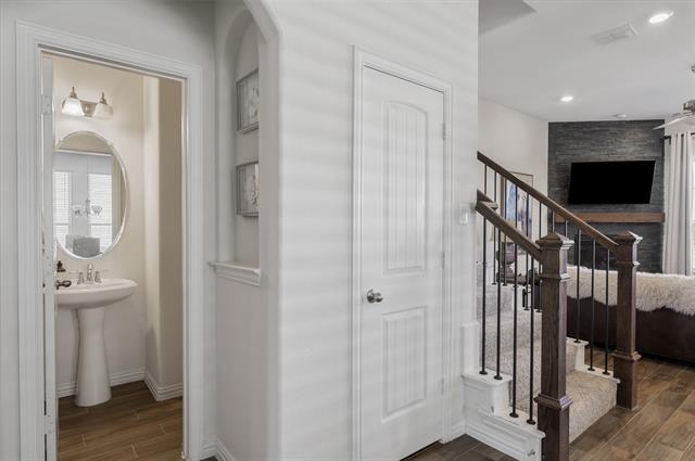 Building Photo - 1361 Francesca Dr