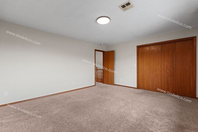 Building Photo - 6034 N Lombard St