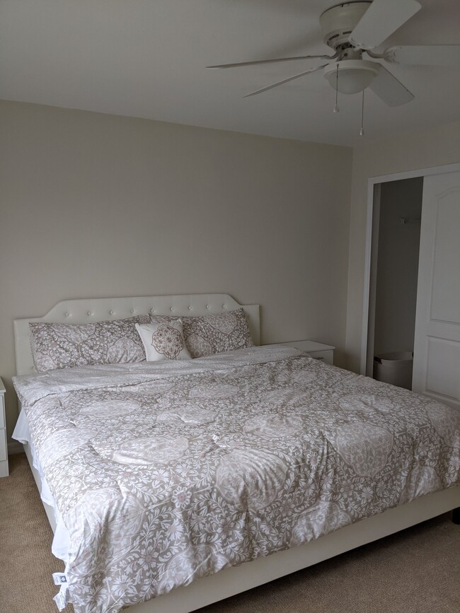 Building Photo - 2458 Blackburn Cir