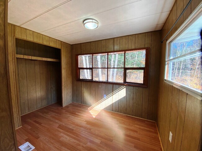 Building Photo - 141 Gale Rd