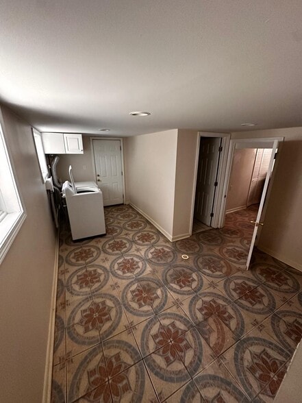 Building Photo - 5238 N Larned Ave