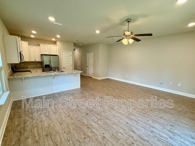 Building Photo - 6029 Royal Port Ct