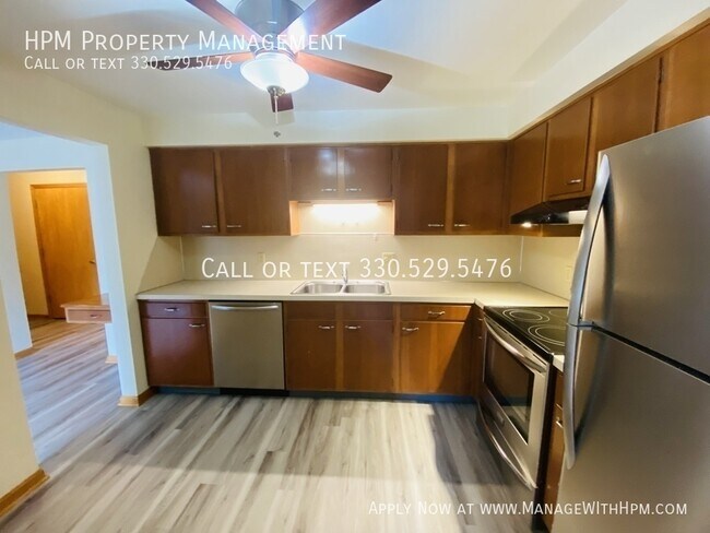 Building Photo - 7165 Starcliff Ave NW