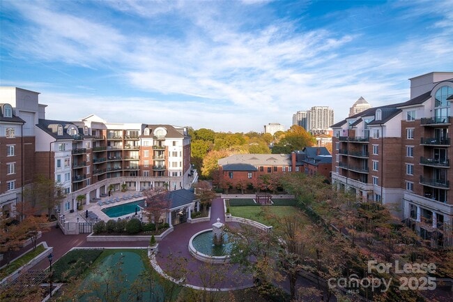 Building Photo - 300 W 5th St