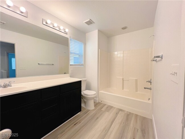 Building Photo - 8821 Steaming Thunder Ct