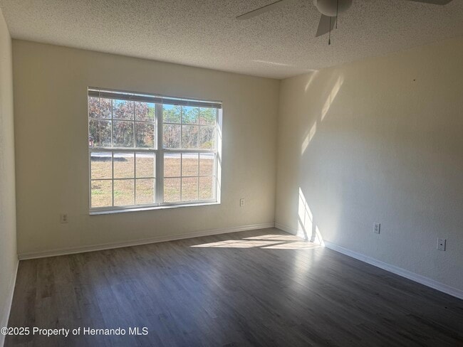 Building Photo - 15096 Mt Ivy Rd