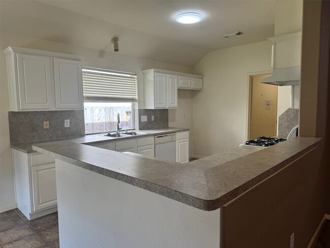 Building Photo - 12918 Stratford Mill Ln